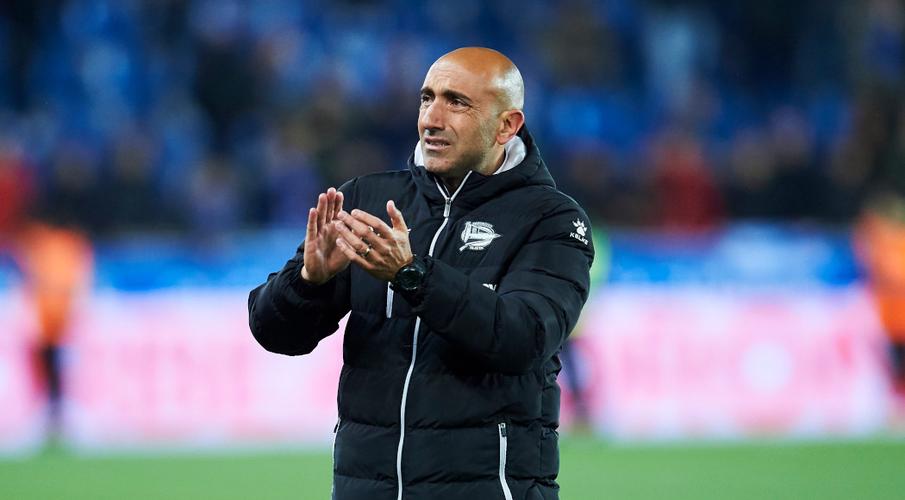 Struggling Espanyol appoint third coach of season