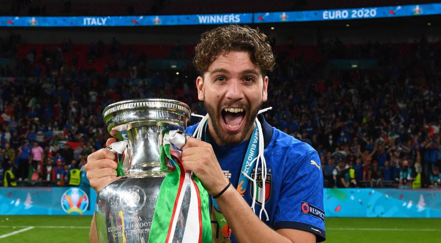 Sassuolo in talks with Juventus, Arsenal over Locatelli sale