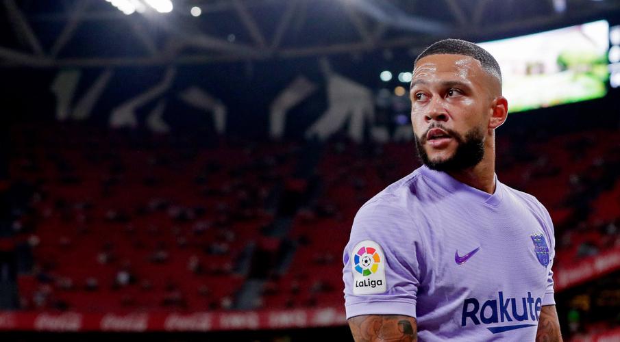 Depay rescues draw for Barcelona in Bilbao