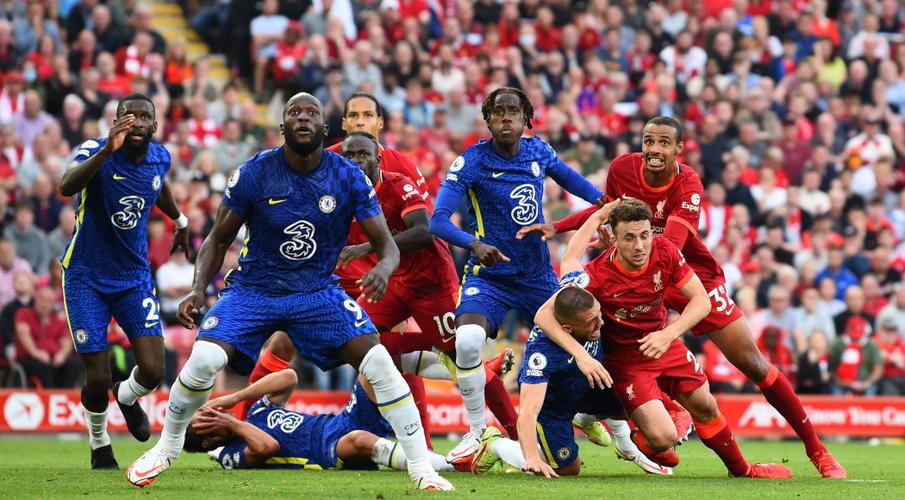 Liverpool held by Chelsea, Man City pile on misery for Arsenal