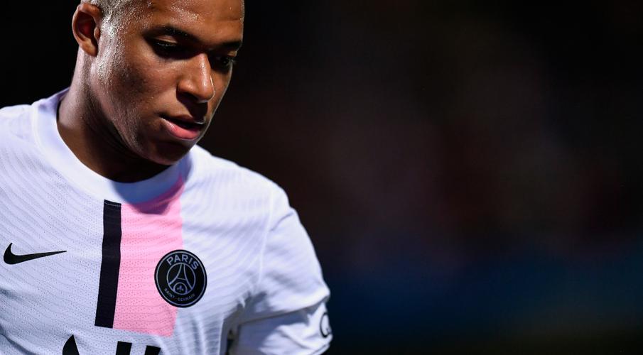 What does Messi arrival mean for Mbappe's future at PSG ...