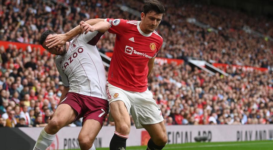Fernandes misses last-gasp penalty as Villa shock Man United